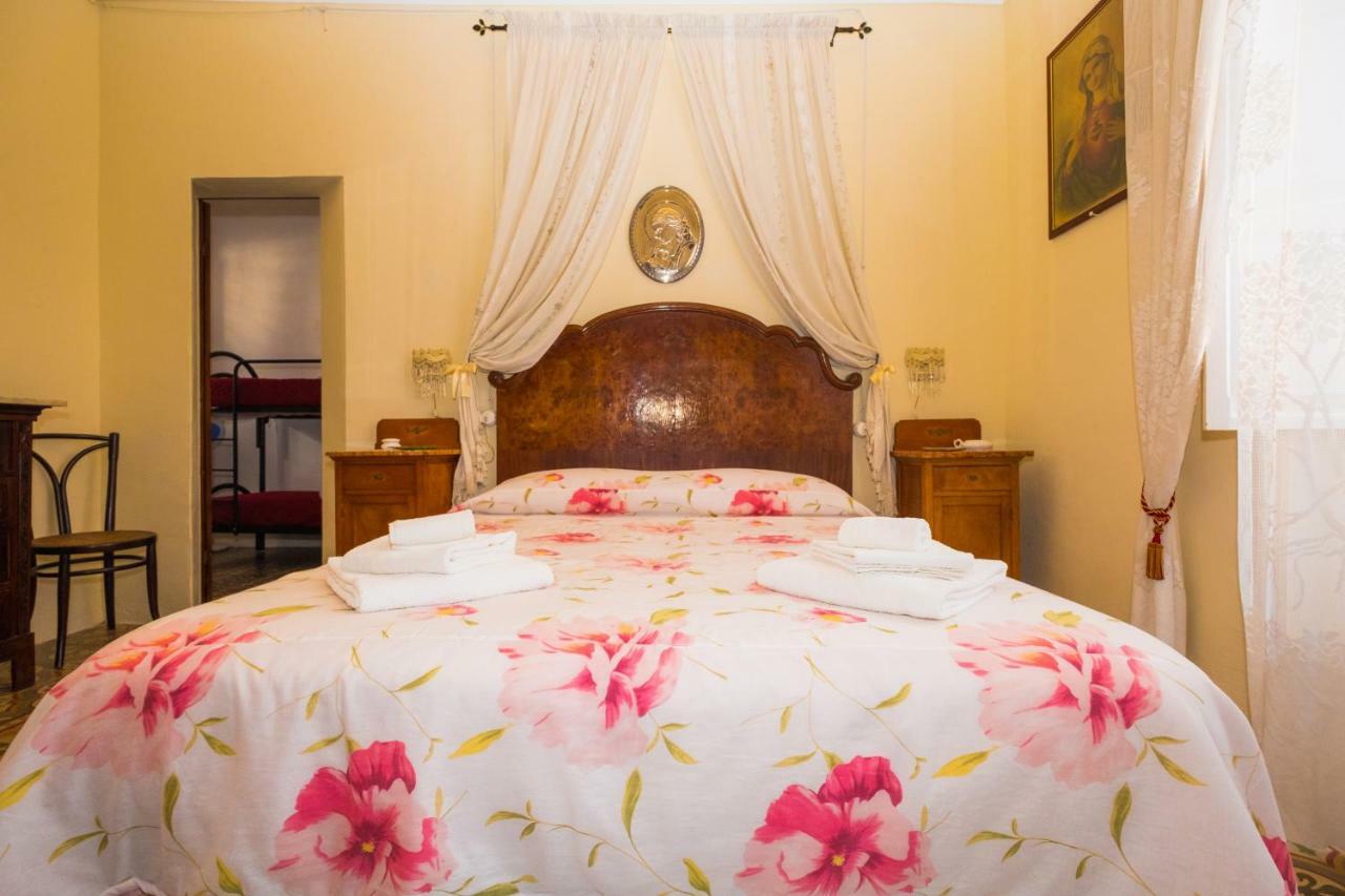 Giulia E Pietro - Marettimo Apartments Экстерьер фото